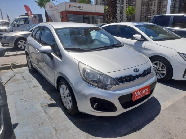 KIA RIO 5 EX 1.4 2015 RESERVADO