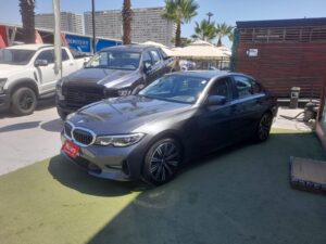 BMW 330i OTTO 2.0 AUT 2020 - Imagen 3