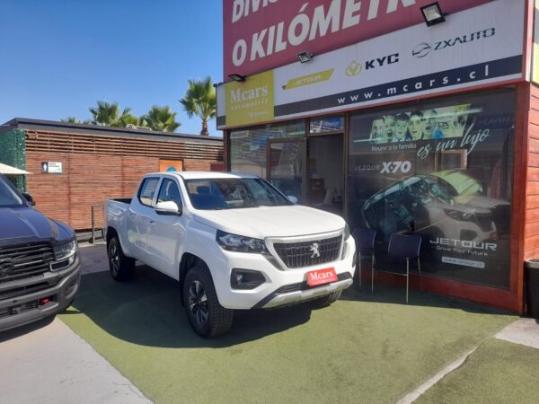 PEUGEOT LANDTREK 2.2 BLUE HDI 2024