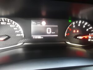 PEUGEOT 208 BLUE HDI 100 1.5 DIESEL 2022 - Imagen 12