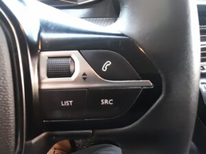 PEUGEOT 208 BLUE HDI 100 1.5 DIESEL 2022 - Imagen 17