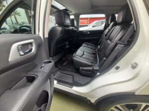 NISSAN PATHFINDER EXCLUSIVE 3.5 4X4 AT 2018 - Imagen 19