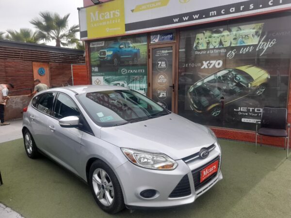 FORD FOCUS SE HB 2.0  MT 2015