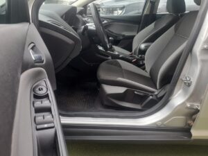 FORD FOCUS SE HB 2.0  MT 2015 - Imagen 9