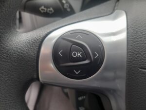 FORD FOCUS SE HB 2.0  MT 2015 - Imagen 15
