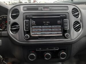 VOLKSWAGEN TIGUAN CONFORTLINE TSI 2.0 AUT 2014 - Imagen 12