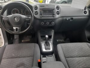 VOLKSWAGEN TIGUAN CONFORTLINE TSI 2.0 AUT 2014 - Imagen 15