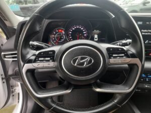 HYUNDAI ELANTRA CN7 VALUE 2.0 2022 - Imagen 10