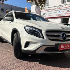 MERCEDES-BENZ GLA 200 AT 2016
